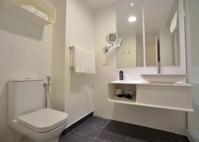 Plaza Mina - Adults Recommended By Luxury Ξενοδοχείο με διαμερίσματα Καντίζ