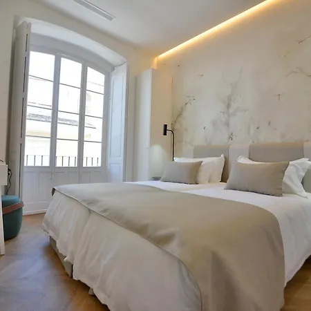 Plaza Mina By Luxury -adults Recommended