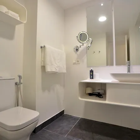 Plaza Mina By Luxury -adults Recommended Aparthotel Cadiz