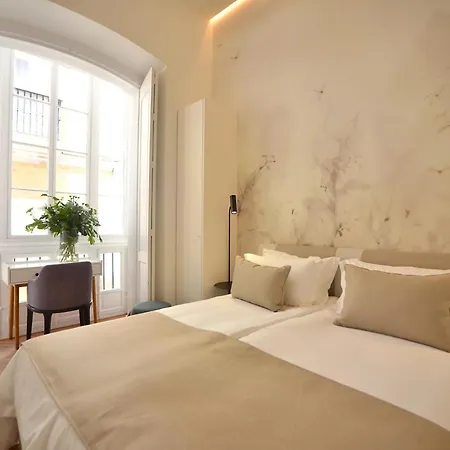 Plaza Mina By Luxury -adults Recommended