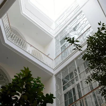 Plaza Mina Apartahotel 5*