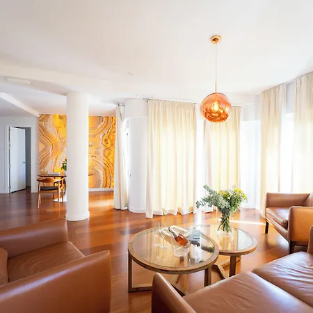 Plaza Mina By Luxury -adults Recommended
