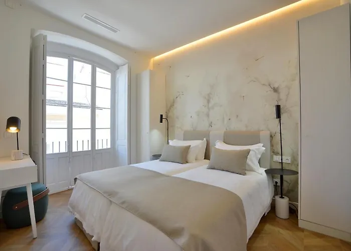 Plaza Mina - Adults Recommended By Luxury