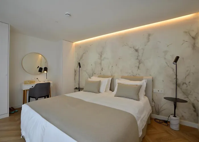 Plaza Mina - Adults Recommended By Luxury