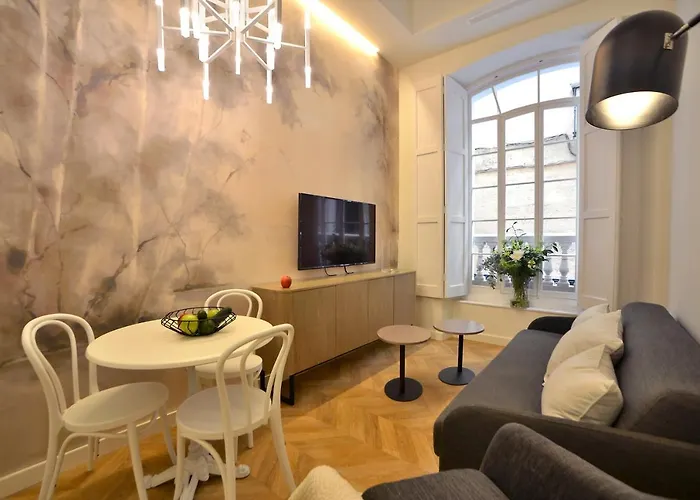 Plaza Mina - Adults Recommended By Luxury Aparthotel 4*