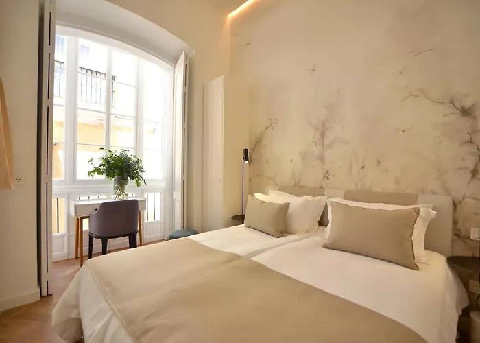 Plaza Mina - Adults Recommended By Luxury