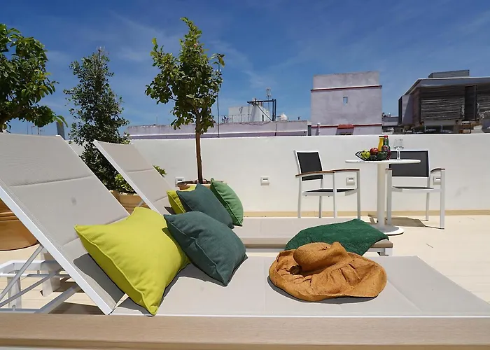 Plaza Mina - Adults Recommended By Luxury