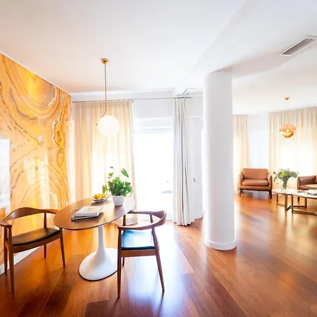 Plaza Mina - Adults Recommended By Luxury アパートホテル 5*