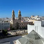 Plaza Mina - Adults Recommended By Luxury Апарт-отель Кадис