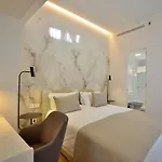 Plaza Mina - Adults Recommended By Luxury
