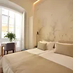 Plaza Mina - Adults Recommended By Luxury