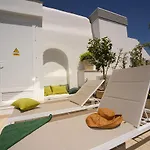 Plaza Mina - Adults Recommended By Luxury