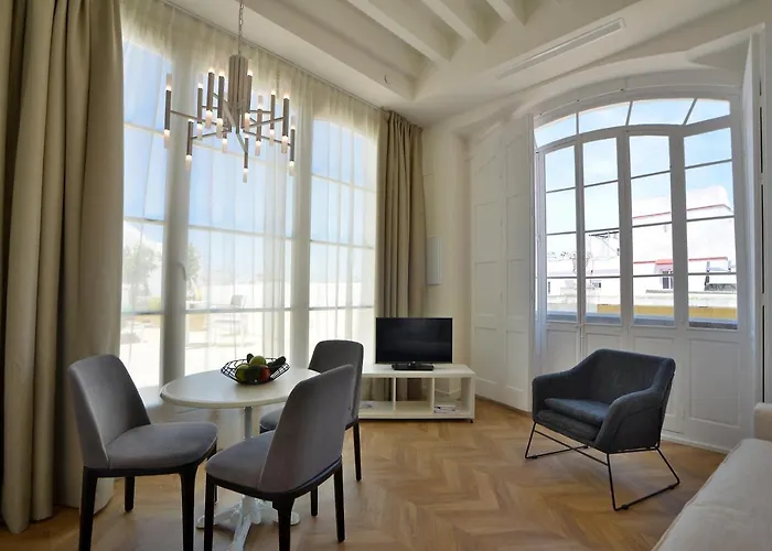 Plaza Mina - Adults Recommended By Luxury Апарт-готель 4*