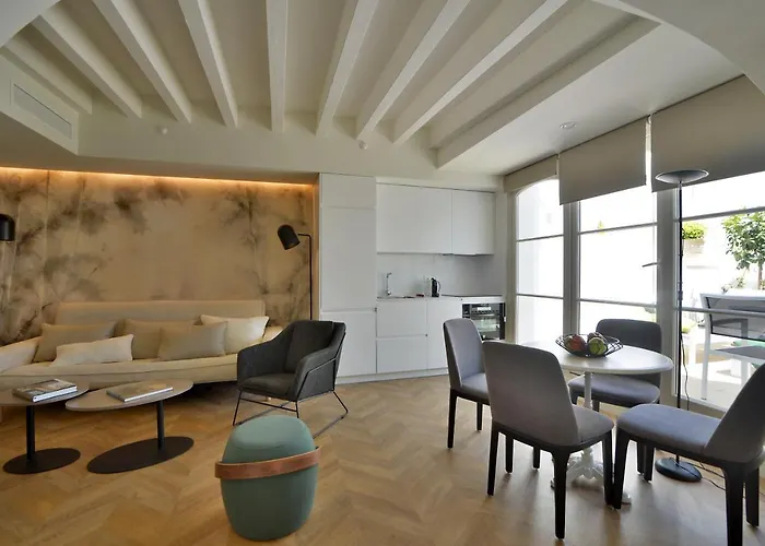 Plaza Mina - Adults Recommended By Luxury Апарт-готель